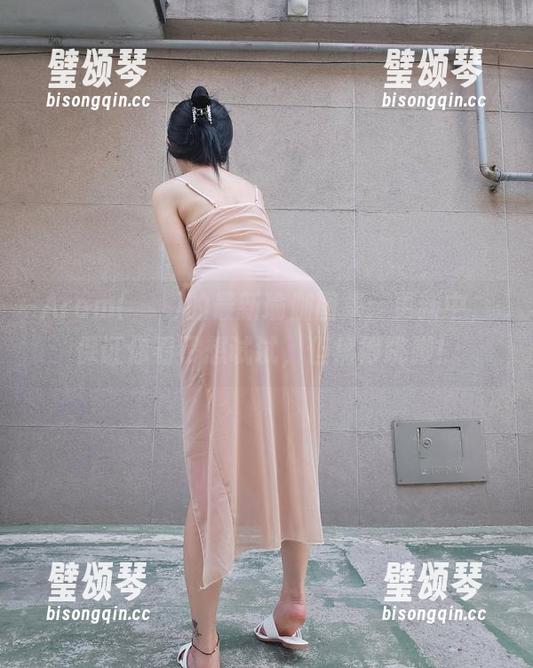 Aram(아람)的最新瑜伽图集：更新中，保证你看了想试试，但痛得跳脚！