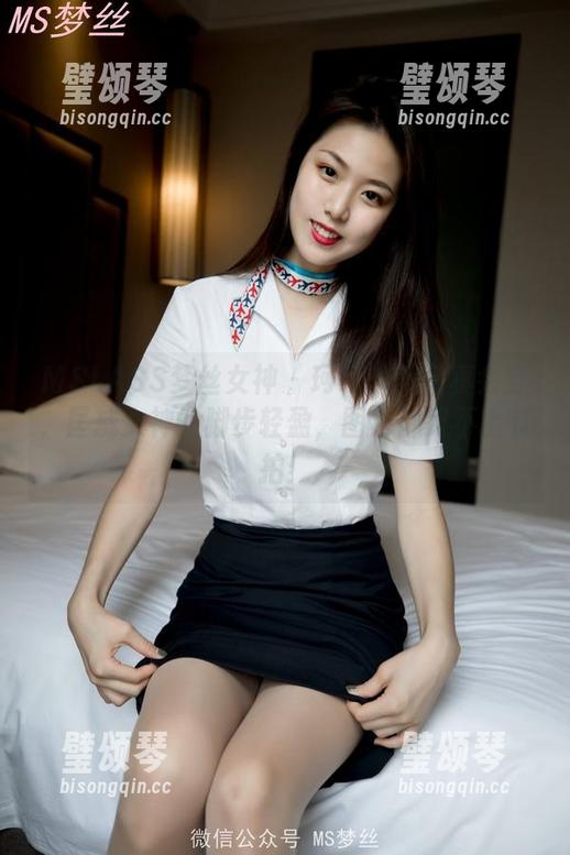 MSLASS梦丝女神-珂珂 MSLASS梦丝女神 - 珂珂的美图真会穿,匡威女神的脚步轻盈,图包都跟不上节拍!
