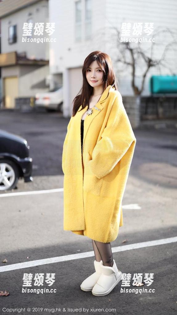 MyGirl美媛馆 - 糯美子Mini：薄纱内衣+高清=隐隐约约的美，大声喊我叫你。