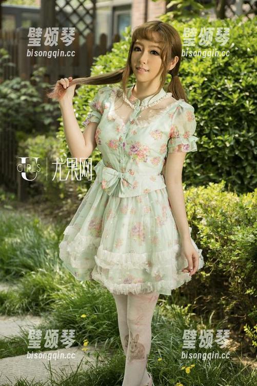 UGirls尤果网-李思宁 UGirls尤果网 - 细腻的泳衣,李思宁轻松驾驭——无圣光也能出美图!