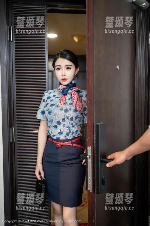 XINGYAN星颜社 - 精选图片：看温心怡怎样让丝袜也变得不平常！
