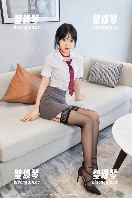 Xiuren秀人网-周慕汐fairy Xiuren秀人网 - 周慕汐fairy的黑色套图,似乎把整片夜空都搬进了你的手机!下载一波吧!