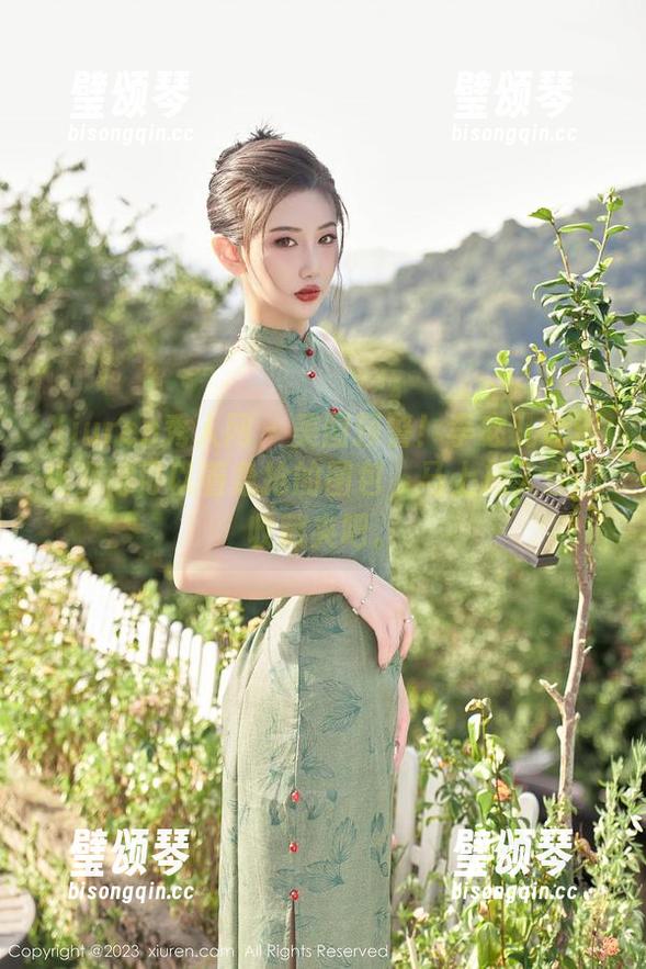 Xiuren秀人网 - 美图预警！李宓儿让清纯变得可以着急抢的图包，马上放入你的收藏夹吧。