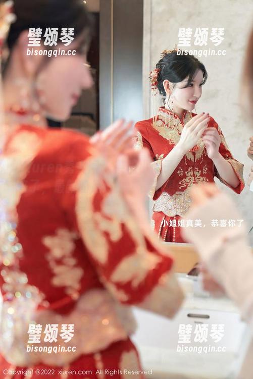 Xiuren秀人网 - 樱桃小阑子的女王图包来了，最新的是那种“你不想低头”的感觉