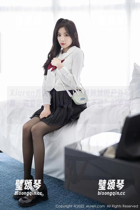 Xiuren秀人网-猫咪巨臀妹妹 Xiuren秀人网 - 猫咪巨臀妹妹的户外写真,完整记录了我对“天气不错”的小期待!
