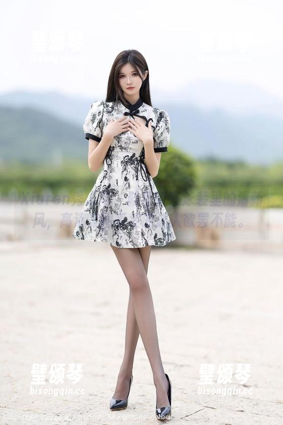 Xiuren秀人网-陆萱萱 Xiuren秀人网 - 陆萱萱在泳装里的清新风,高清美图妥妥的让人欲罢不能。