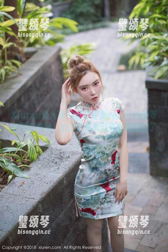 Xiuren秀人网-陆萱萱cecillia Xiuren秀人网 - 被陆萱萱cecillia的可爱写真电到,心情好像都变得粘糊糊的了。