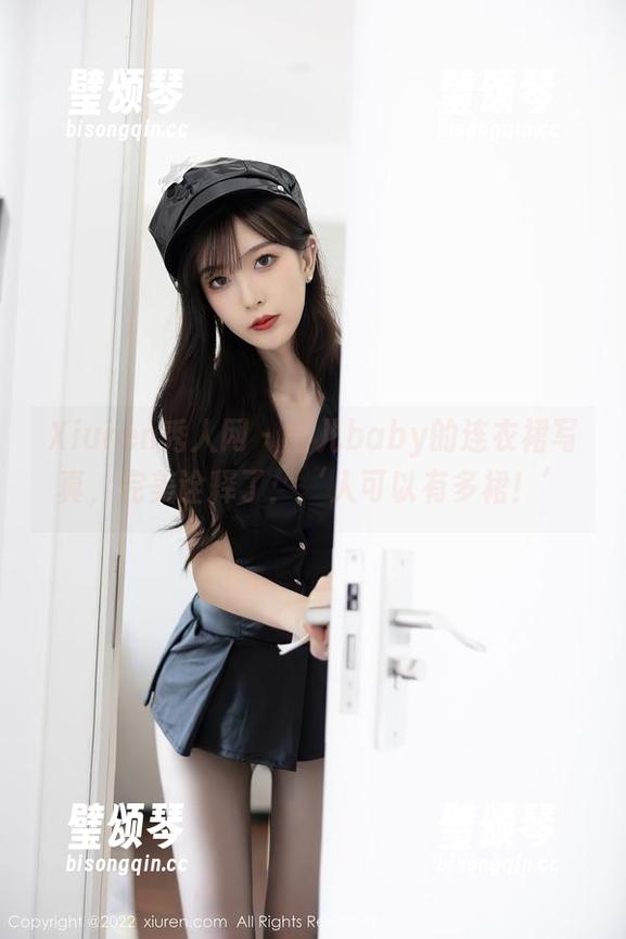 Xiuren秀人网-雨儿baby Xiuren秀人网 - 雨儿baby的连衣裙写真,完美诠释了:‘人可以有多裙!’