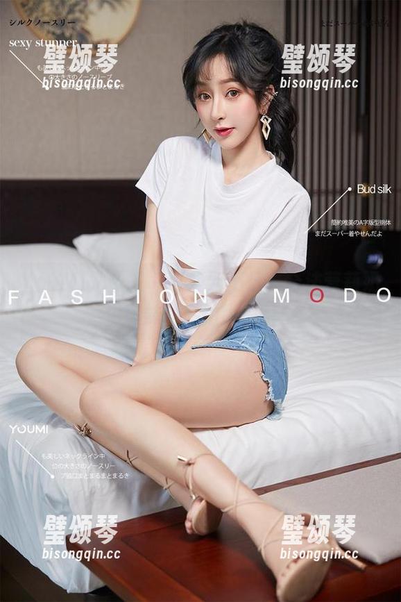 YouMi尤蜜荟-合法萝莉 YouMi尤蜜荟 - 可爱到不行,合法萝莉奶牛萌妹的私拍大揭晓!