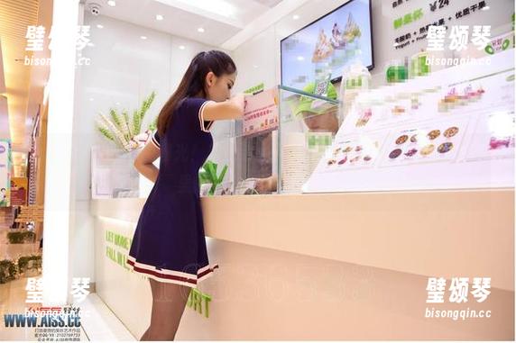 aiss-若兮 aiss - 全套原图曝光!若兮这兔女郎,你以为只有外表吗,内里的小心机真不错呢。
