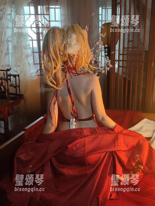 七七娜娜子 妈呀,七七娜娜子的泳衣原图,合集里还有一些令人捧腹的惊喜哦!