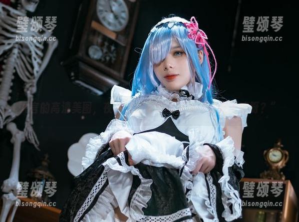 九言 九言的高清美图,夜兰的眼神好像在说“你在干嘛呀?”