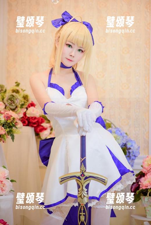 亚缇arty 兔女郎亚丝娜的cos,亚缇arty把我整得跟小剧场一样,来看好戏!