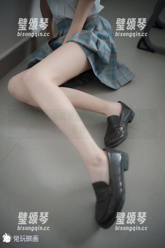 兔玩映画 资源真香!兔玩映画私拍的白浴缸太让人着迷了