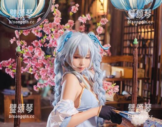 墨玉M 墨玉M的豹纹写真,一秒钟让人想到了“女王”!