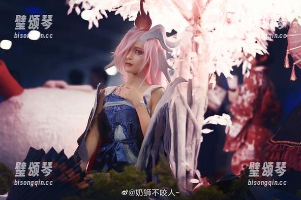奶狮不咬人 浴缸作战,看奶狮不咬人如何在水中翻滚,提供观赏升级合集!