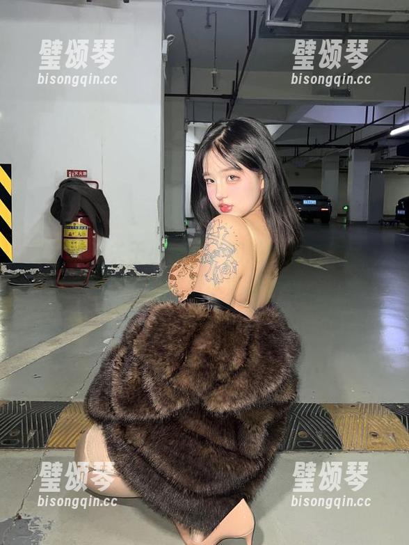 小优优子 微密圈 - 关于小优优子和她的白色作品,咋感觉像在看冰淇淋广告?
