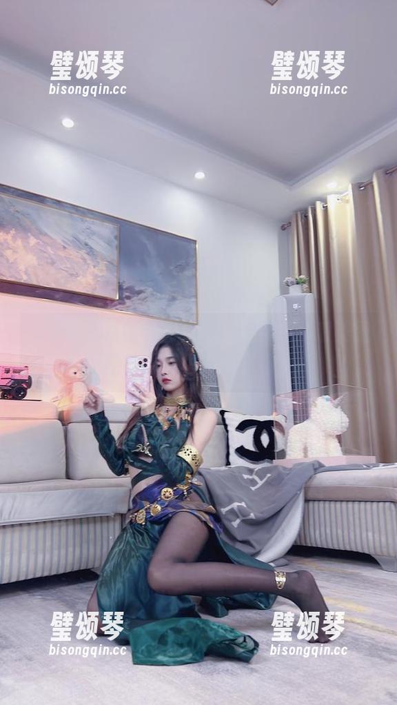 小小奶瓶儿 小小奶瓶儿的七彩生日,仙女兔高清美图亮相,闪耀华丽但又温柔。