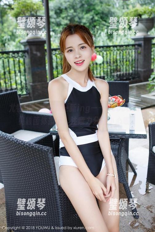 尤物馆 - 资源库更新ing——Rebecca_吴颖茵体操服，注意力分散小心哦。