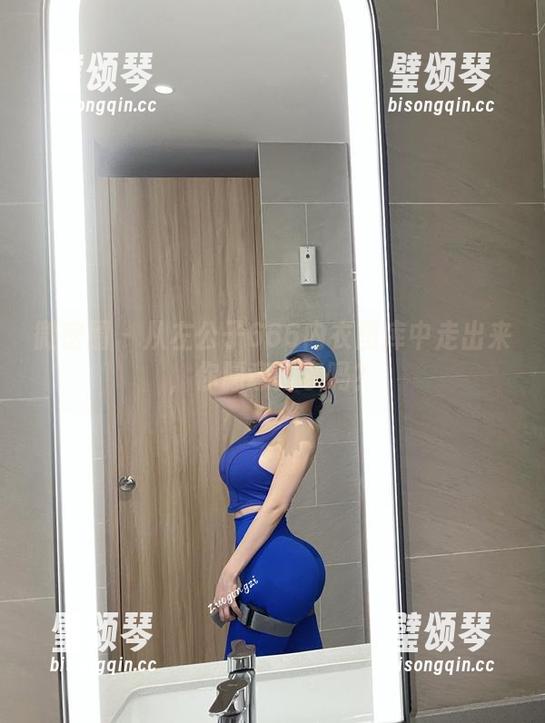 左公子666 微密圈 - 从左公子666内衣图库中走出来,你愿意分享吗?
