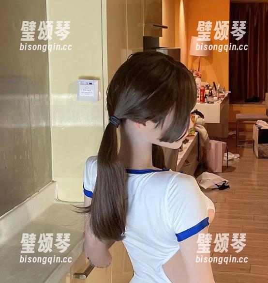 无欲无求的推土君 微密圈 - 无欲无求的推土君的蕾丝吊带丝袜全家福,证明什么才是“衣”妆天成!全集在这儿嗨!