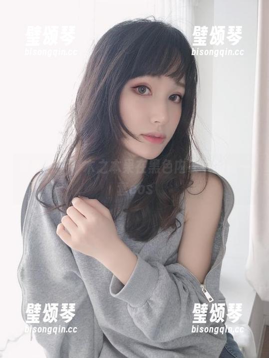 木之本果 想象一下,木之本果在黑色内衣中的每一套cos