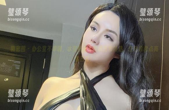 水蜜桃米米 微密圈 - 办公室不单调,水蜜桃米米的原图和精选,轻轻松松点亮你日常!