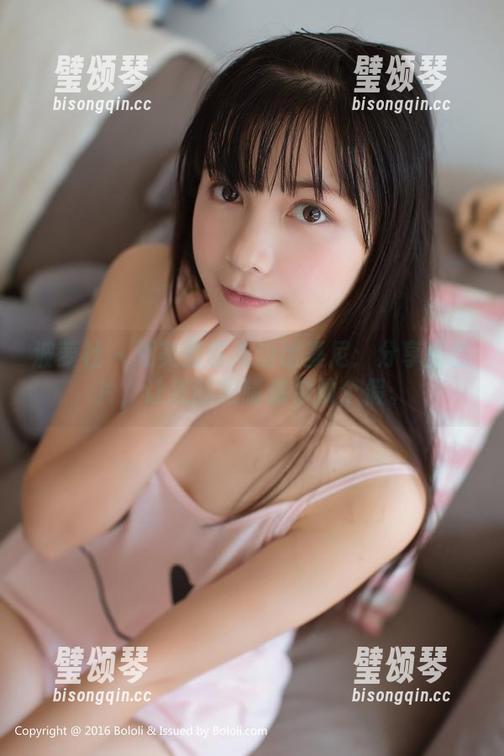波萝社 - 夏美酱在海边比基尼：分享些图片，让我的眼睛偶尔放个假。