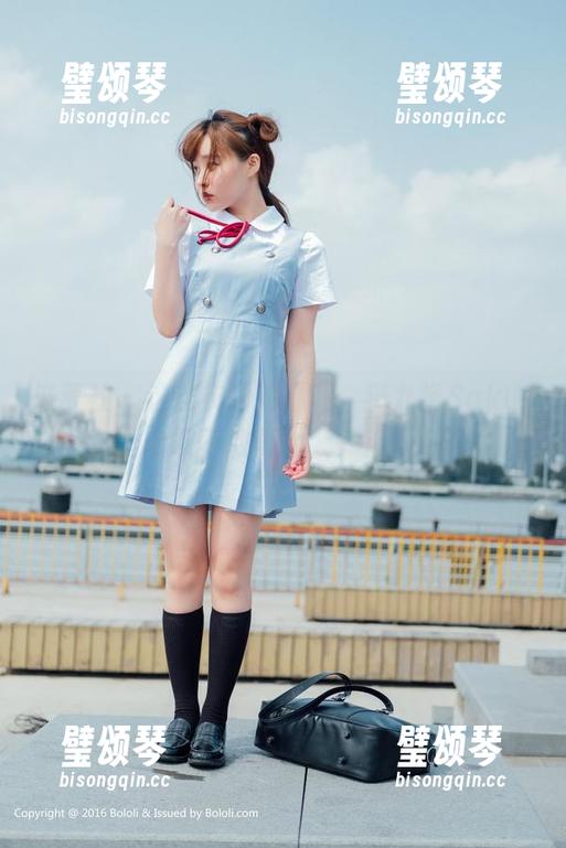 波萝社-猫九酱Sakura 波萝社 - 这连衣裙的福利,猫九酱Sakura敢不敢再放大一点?