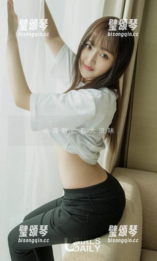 爱尤物-白一晗 爱尤物 - 白一晗:带着护士白大褂的少女心,美图合集直击要害