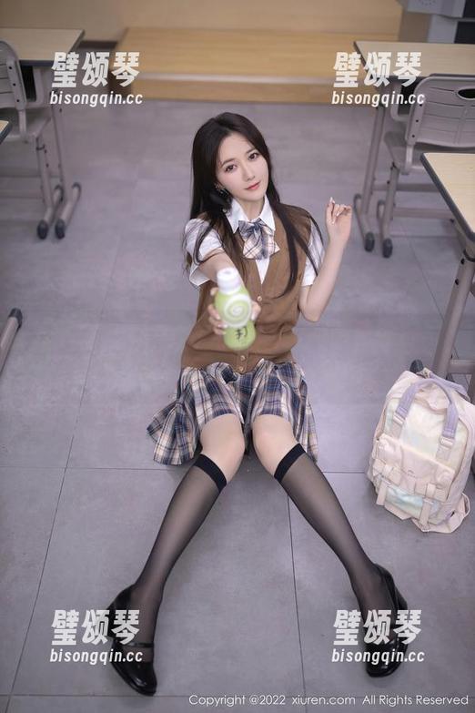 秀人网-Egg-尤妮丝Egg 秀人网 - Egg-尤妮丝Egg的高清纯白写真,有时候,单纯也很复杂。