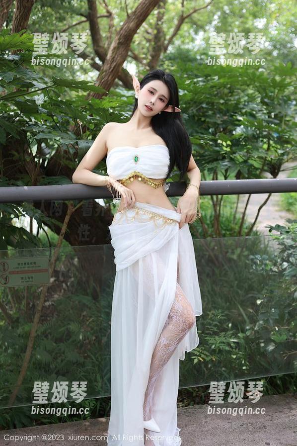 秀人网-乔伊joy 秀人网 - 看乔伊joy如何把毛衣穿出了个性,定制图集全记录!