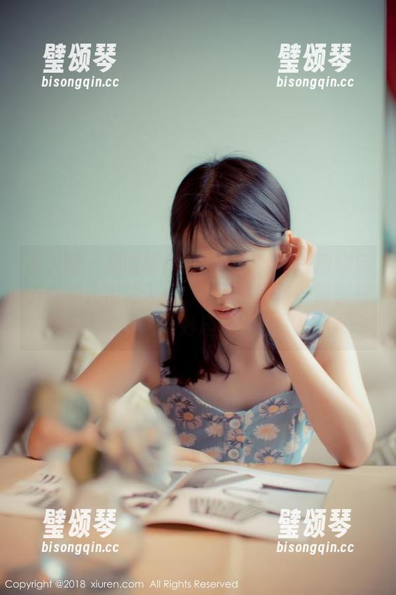 秀人网-奶喵喵 秀人网 - 奶喵喵竟然能把厨娘这一职称玩弄得如此出神入化,套图里的每一眼都有妙趣