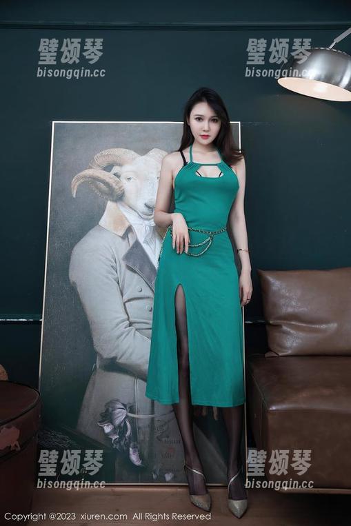 秀人网-灿宝 秀人网 - 独家高清图集:灿宝的女孩气质,差点把我晃到地上!