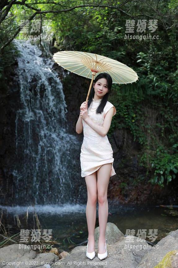 秀人网-茜茜Kimi 秀人网 - 聚焦茜茜Kimi的“少女”作品,这免费大餐让人心底痒痒