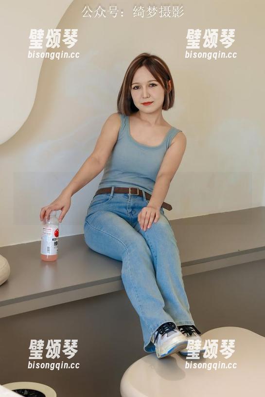 绮梦摄影-yaya 绮梦摄影 - yaya图包,全新无修无水印作品,居然没有滤镜,真让人意外!