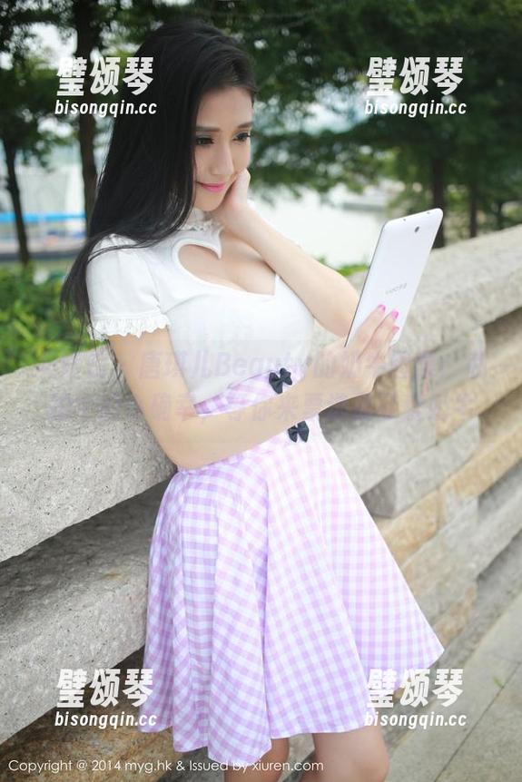 美媛馆-唐琪儿Beauty 美媛馆 - 唐琪儿Beauty的奶牛图集:私拍中的小确幸,等你来票选最可爱奶牛