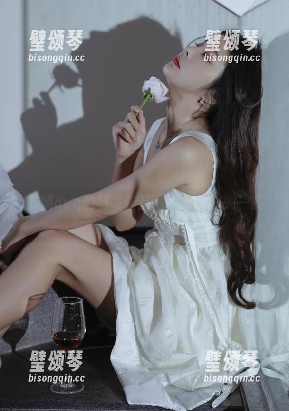 苏嫣qvq 苏嫣qvq的初冬作品:小心,心头一紧