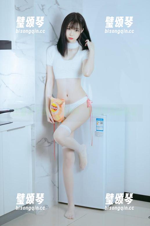 许岚LAN 比基尼下的许岚LAN,私房时光的静谧