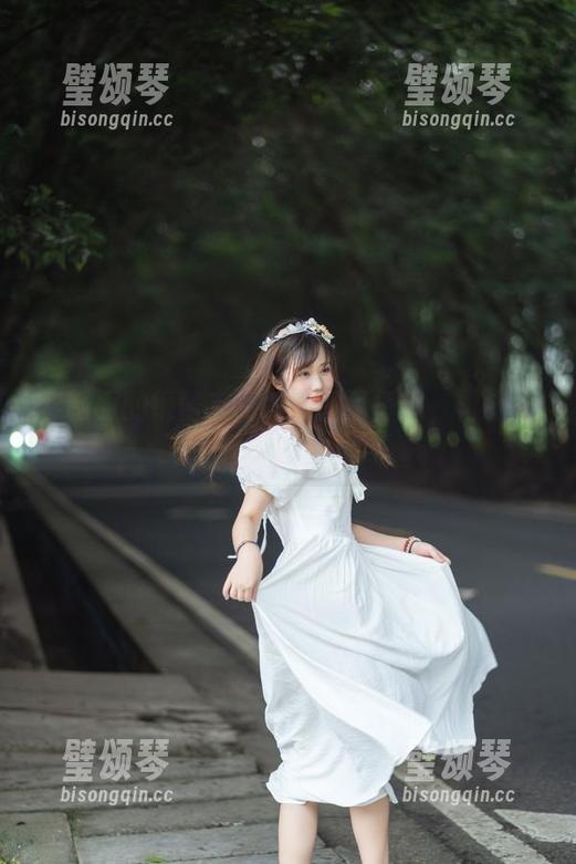 镜酱 穿制服的镜酱在线,原图猛悸动,再来点小互动?