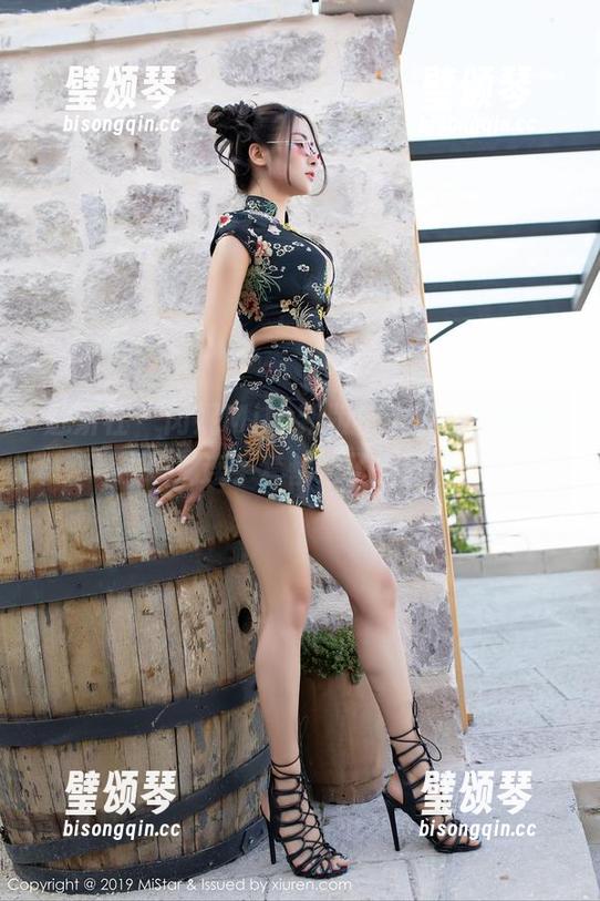 魅妍社-闵妮Mily 魅妍社 - 闵妮Mily新版护士图包,越看越嗨,连手套都添了些新花样